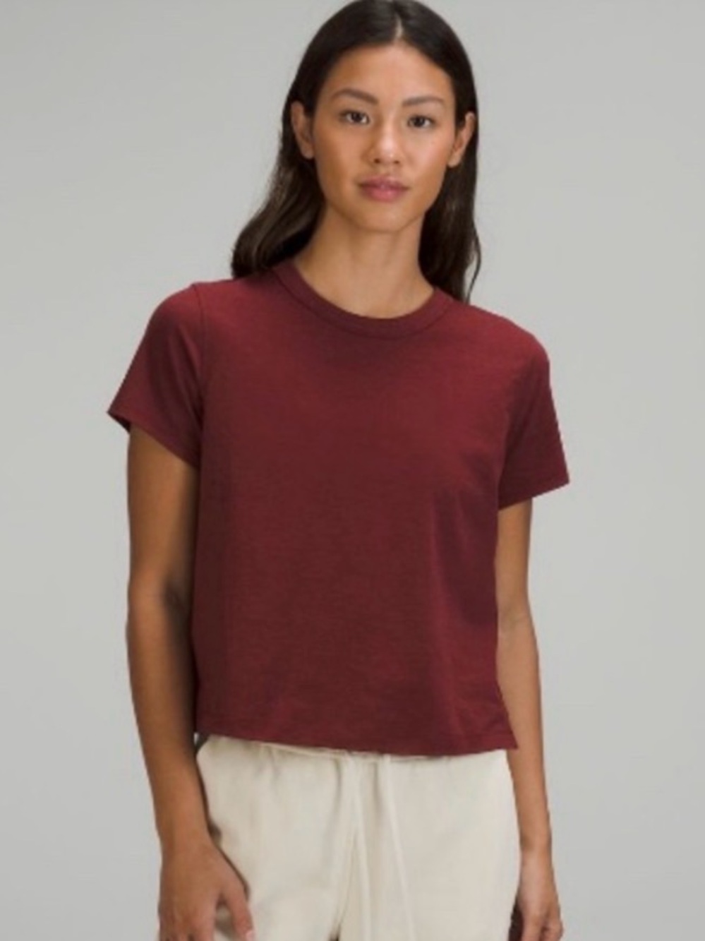 Lululemon classic fit cotton blend tee size 4, garnite